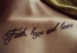 Faith Hope Love Tattoo am Schluesselbein
